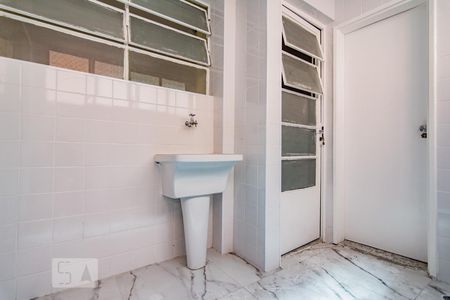 Apartamento à venda com 104m², 2 quartos e 1 vagaárea de serviço