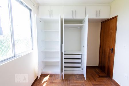 Quarto 1 de apartamento para alugar com 3 quartos, 95m² em Ouro Preto, Belo Horizonte