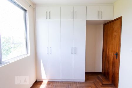 Quarto 1 de apartamento para alugar com 3 quartos, 95m² em Ouro Preto, Belo Horizonte
