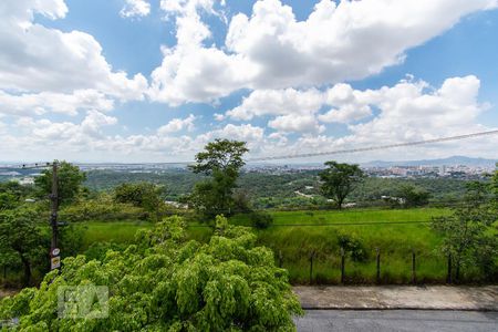 Sala de apartamento para alugar com 3 quartos, 95m² em Ouro Preto, Belo Horizonte