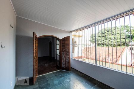 Casa à venda com 160m², 2 quartos e 3 vagasVaranda da Suíte 1