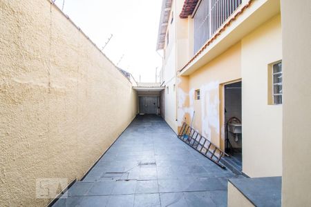 Casa à venda com 160m², 2 quartos e 3 vagasQuintal / Garagem
