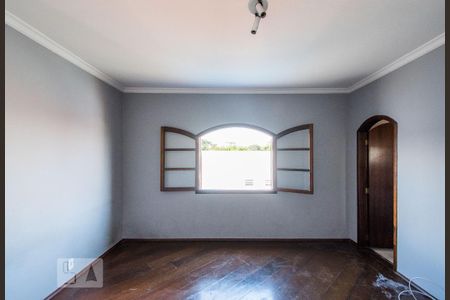 Casa à venda com 160m², 2 quartos e 3 vagasSuíte 2