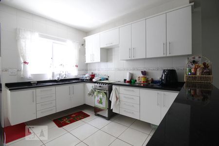 Casa para alugar com 116m², 3 quartos e 2 vagasCozinha