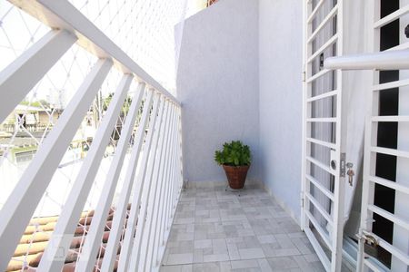 Casa para alugar com 116m², 3 quartos e 2 vagasVaranda