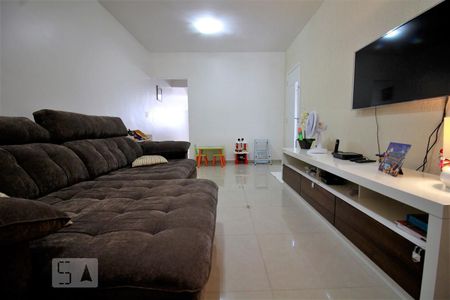 Sala de casa à venda com 3 quartos, 116m² em Ferreira, São Paulo