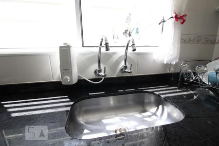 Casa para alugar com 116m², 3 quartos e 2 vagasPis