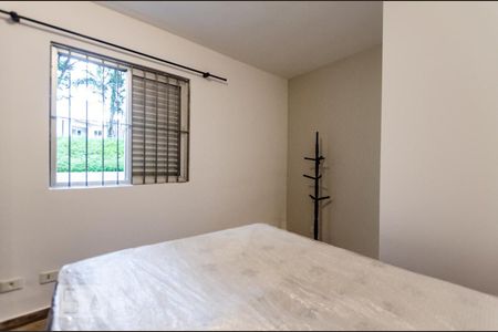 Quarto 2 de apartamento para alugar com 2 quartos, 53m² em Quitaúna, Osasco