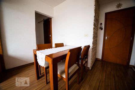 Sala de apartamento à venda com 2 quartos, 70m² em Santa Rosa, Niterói