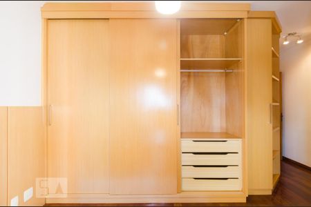 Apartamento para alugar com 93m², 2 quartos e 2 vagasQuarto da Suíte