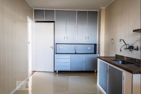 Apartamento à venda com 96m², 2 quartos e 1 vagaCozinha