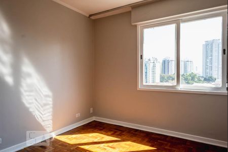 Apartamento à venda com 96m², 2 quartos e 1 vagaQuarto 2