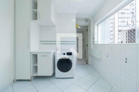 Apartamento para alugar com 138m², 3 quartos e 1 vagaÁrea de Serviço