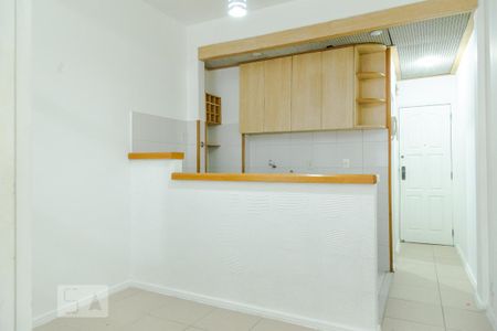 Sala de kitnet/studio à venda com 1 quarto, 32m² em Flamengo, Rio de Janeiro