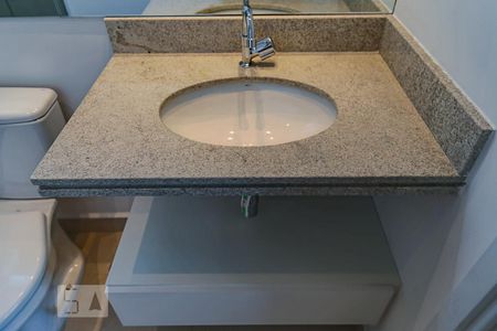 Banheiro de kitnet/studio à venda com 1 quarto, 46m² em Centro, São Paulo