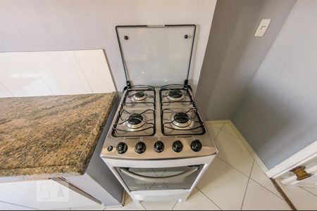 Cozinha de apartamento para alugar com 1 quarto, 48m² em Botafogo, Campinas