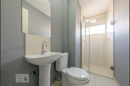 Banheiro de apartamento para alugar com 1 quarto, 48m² em Botafogo, Campinas