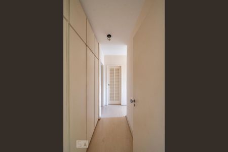 Apartamento para alugar com 222m², 4 quartos e 3 vagas Apartamento para alugar com 222m², 4 quartos e 3 vagasEntrada da Suíte