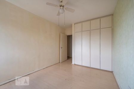 Apartamento para alugar com 222m², 4 quartos e 3 vagas Apartamento para alugar com 222m², 4 quartos e 3 vagasQuarto 3