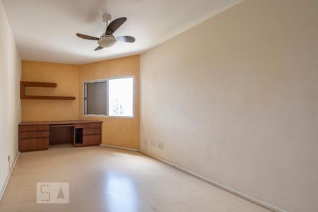 Apartamento para alugar com 222m², 4 quartos e 3 vagas Apartamento para alugar com 222m², 4 quartos e 3 vagasSuíte