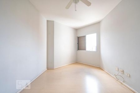 Apartamento para alugar com 222m², 4 quartos e 3 vagas Apartamento para alugar com 222m², 4 quartos e 3 vagasQuarto 2