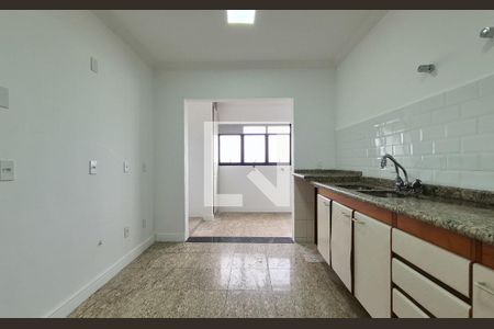Apartamento à venda com 135m², 3 quartos e 2 vagasCozinha