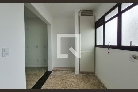 Apartamento à venda com 135m², 3 quartos e 2 vagasÁrea de Serviço