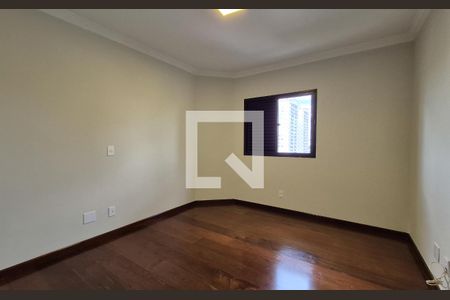 Apartamento à venda com 135m², 3 quartos e 2 vagasSuíte 3