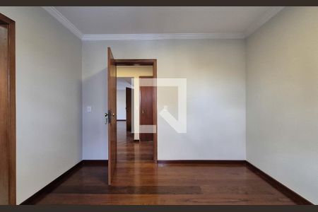 Apartamento à venda com 135m², 3 quartos e 2 vagasSuíte 2