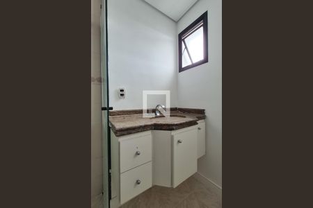 Apartamento à venda com 135m², 3 quartos e 2 vagasBanheiro da suíte 3