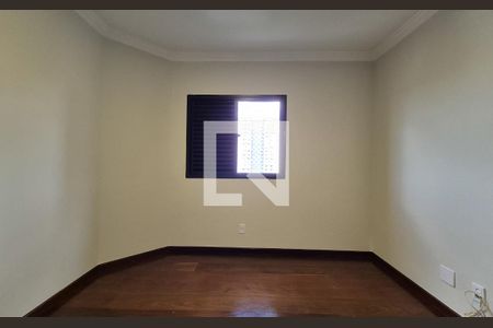 Apartamento à venda com 135m², 3 quartos e 2 vagasSuíte 3