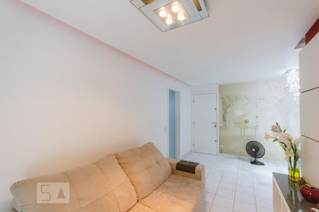 Apartamento à venda com 84m², 3 quartos e 1 vaga Apartamento à venda com 84m², 3 quartos e 1 vagaSala