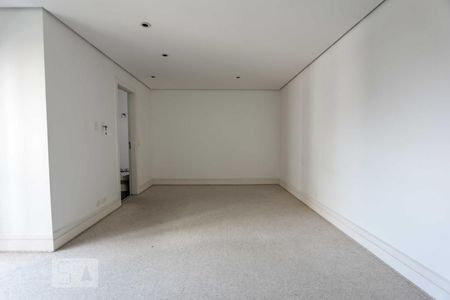 Apartamento à venda com 180m², 2 quartos e 4 vagassuite 2