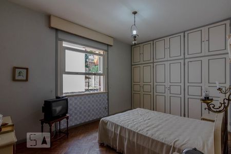 Casa à venda com 300m², 4 quartos e 2 vagas Casa à venda com 300m², 4 quartos e 2 vagasQuarto 3