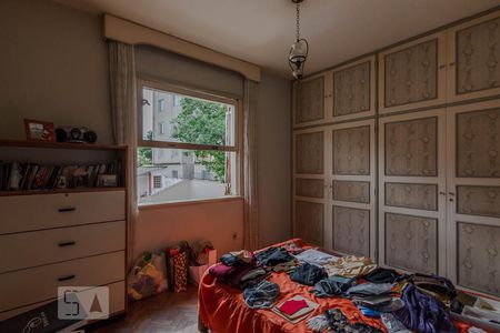 Casa à venda com 300m², 4 quartos e 2 vagas Casa à venda com 300m², 4 quartos e 2 vagasQuarto 2