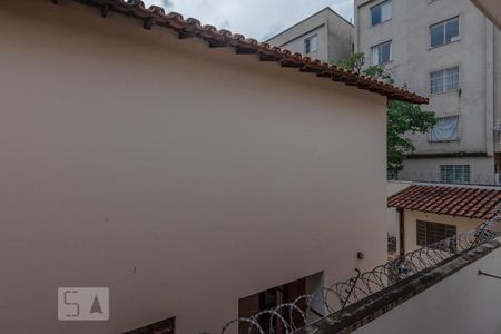 Casa à venda com 300m², 4 quartos e 2 vagas Casa à venda com 300m², 4 quartos e 2 vagasVista Quarto 1