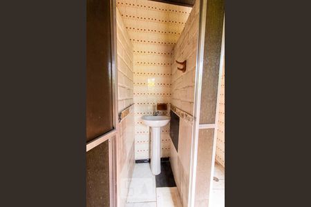 Casa para alugar com 800m², 4 quartos e 4 vagasBanheiro Piscina