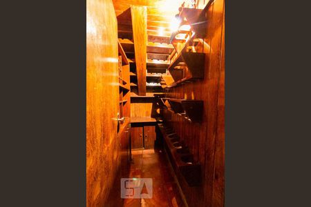 Casa para alugar com 800m², 4 quartos e 4 vagasAdega