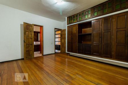 Casa para alugar com 800m², 4 quartos e 4 vagasSuíte 4