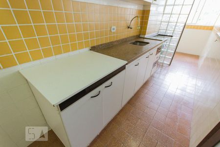 Apartamento à venda com 65m², 2 quartos e 1 vagaCozinha