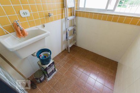 Apartamento à venda com 65m², 2 quartos e 1 vagaÁrea de Serviço