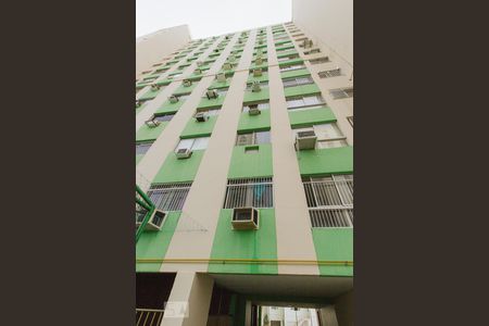 Apartamento à venda com 65m², 2 quartos e 1 vagaFachada