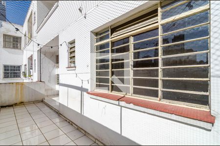 Apartamento à venda com 85m², 2 quartos e sem vagaQuintal