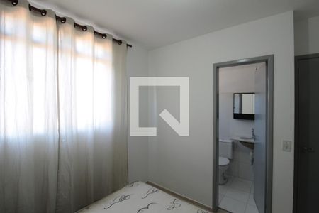 Suíte de apartamento para alugar com 3 quartos, 70m² em Paquetá, Belo Horizonte