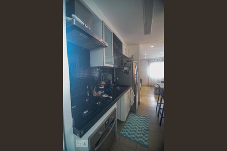 Cozinha de apartamento à venda com 2 quartos, 73m² em Vila Bertioga, São Paulo
