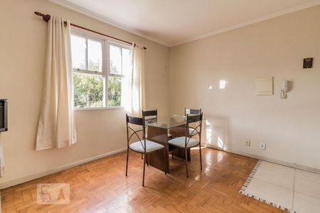Sala de apartamento à venda com 2 quartos, 44m² em Menino Deus, Porto Alegre