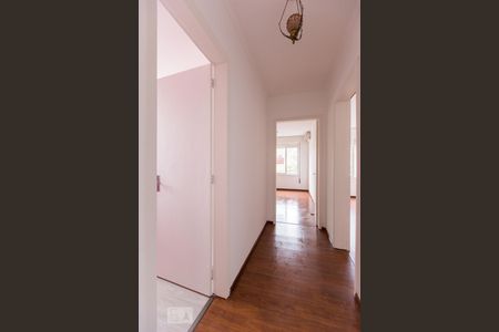 Corredor de Acesso de apartamento à venda com 2 quartos, 102m² em Menino Deus, Porto Alegre