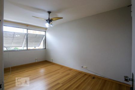 Apartamento à venda com 80m², 2 quartos e 1 vaga Apartamento à venda com 80m², 2 quartos e 1 vagaQuarto 2