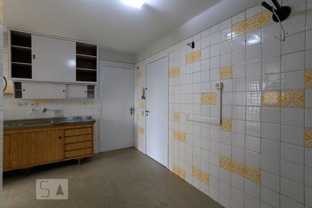 Apartamento à venda com 80m², 2 quartos e 1 vaga Apartamento à venda com 80m², 2 quartos e 1 vagaCozinha