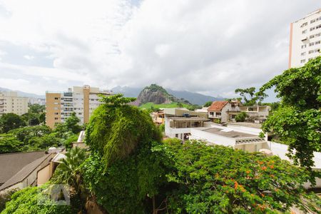 Apartamento à venda com 60m², 2 quartos e 1 vaga Apartamento à venda com 60m², 2 quartos e 1 vagaVista Suíte
